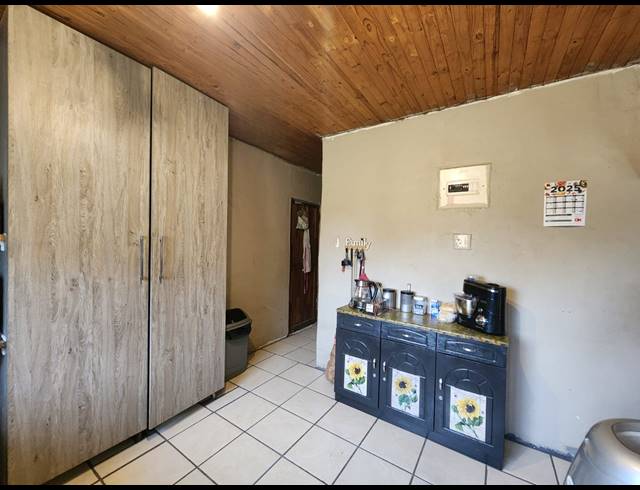 3 BEDROOM HOUSE SOLD IN ROTHDENE